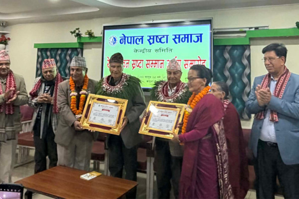 अग्रज व्यक्तित्व नगेन्द्रराज शर्मा र रोचक घिमिरेलाई ‘रेखा पवन स्रष्टा सम्मान-२०८२’ सम्मान